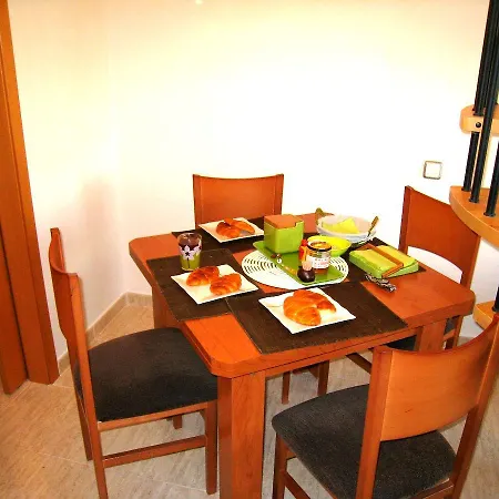 Apartment Albenimar Torre Mestral