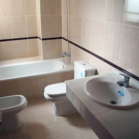 Albenimar Torre Mestral Apartment *